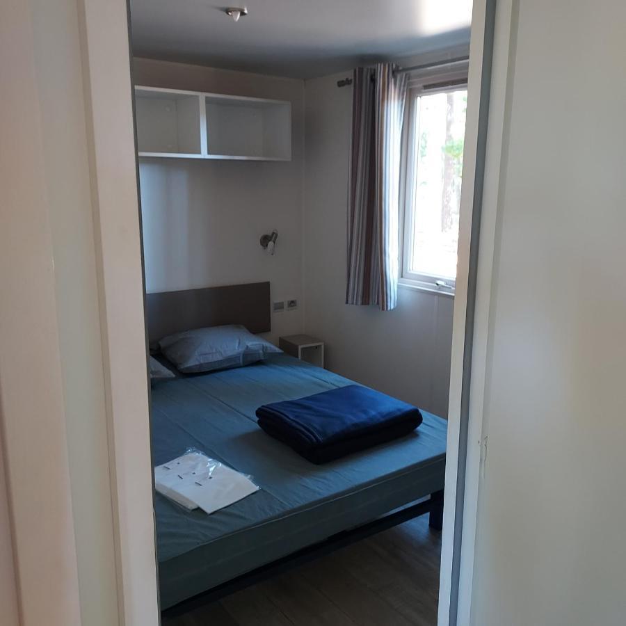 Camping Onlycamp Les Pins Nancay Exterior foto