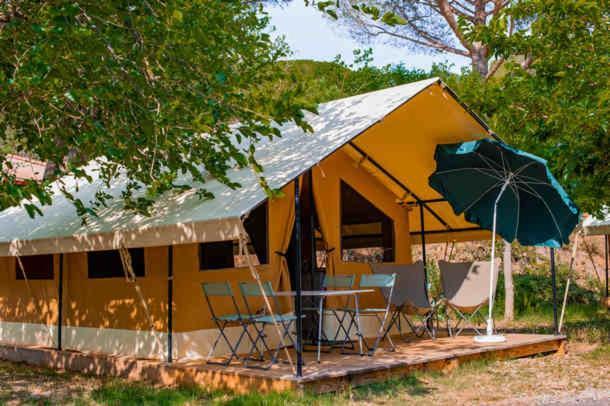 Camping Onlycamp Les Pins Nancay Exterior foto